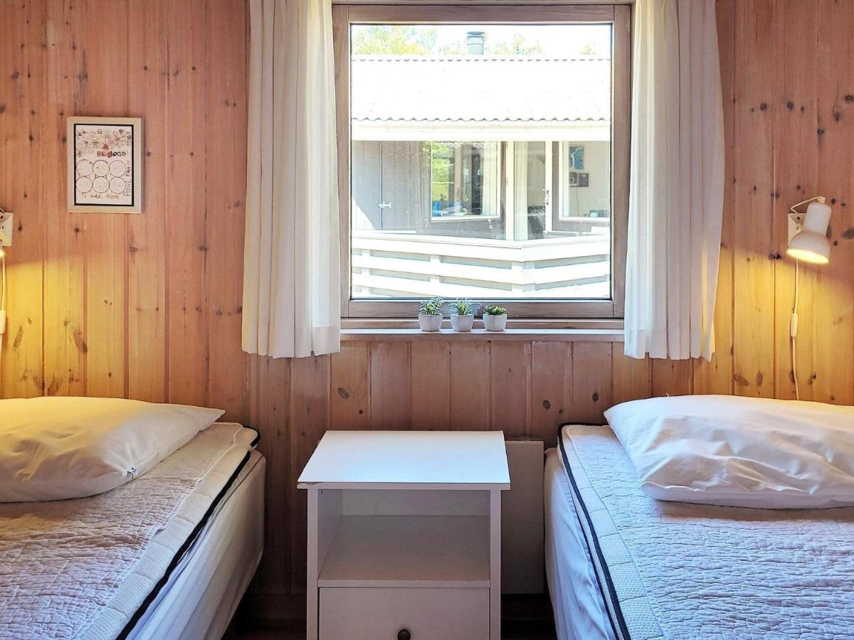 8 Person Holiday Home In Nex Snogebaek Bagian luar foto